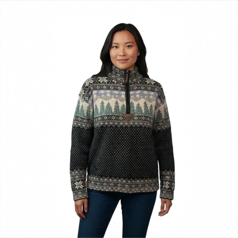 Women's V-Neck Fair Isle Pullover Sweater - Black & Green